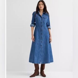 Chambray Seamed Midi Pocket Shirtdress